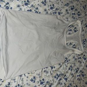 white lululemon tank top size 4 (sold)